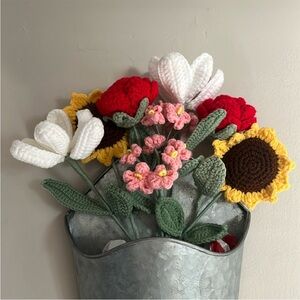 Hobby Lobby Crochet Flowers Bundle Of 8
